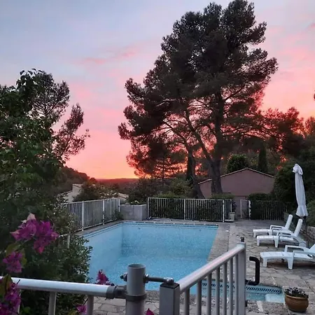 Holiday home Les Cailloux *